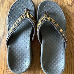 Vionic QVC Tidal Animal‎ Print Leather Ortho Thong Sandals Flip Flops Women 6